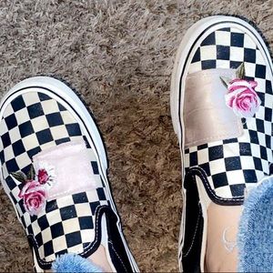 Rose checkered vans